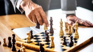 no-one-wins-alone:-why-every-chess-player-needs-a-coach